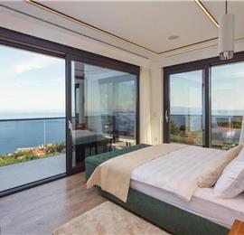 3 bedroom villa with infinity pool in Opatija, sleeps 6